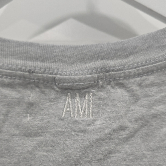 Ami De Coeur T-Shirt 'Heather Grey' - Picture 4 of 5